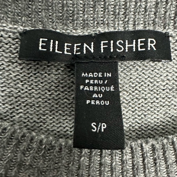 Eileen Fisher Peruvian Organic Botton Box Top Sweater - Picture 9 of 10